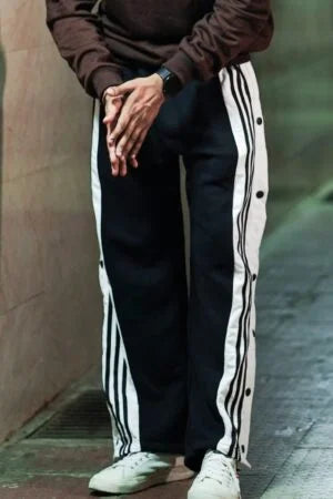 Black Snap Button Straight Fit Pant For Mens